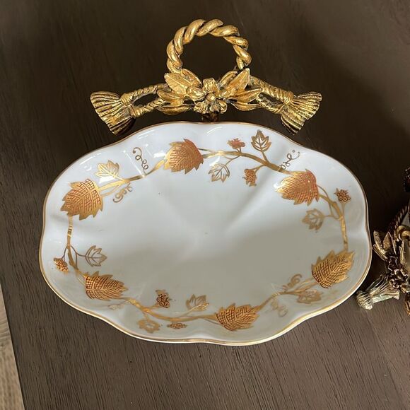 Vintage Stylebuilt Gold 2pc Tumbler And Soap Dish Set Gold Leaves Pattern - Picture 2 of 7